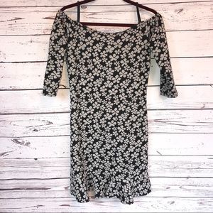 Two Tone Off the Shoulder 3/4 Sleeve Dress